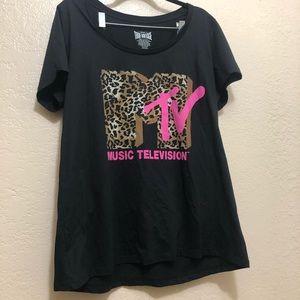 Torrid MTV tee size 2. New with out a tag